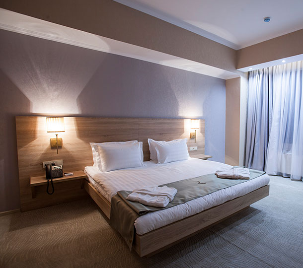 Renion Park — Suite